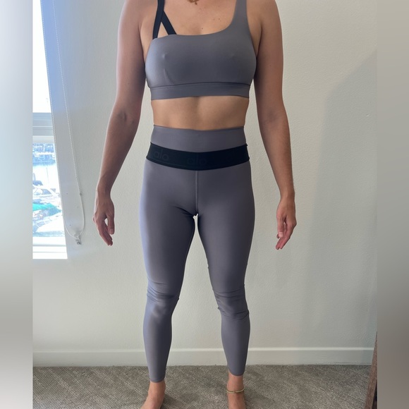 Alo Yoga purple dusk set 💜 Repose bra size S + airlift fitness legging size XS - Picture 4 of 7